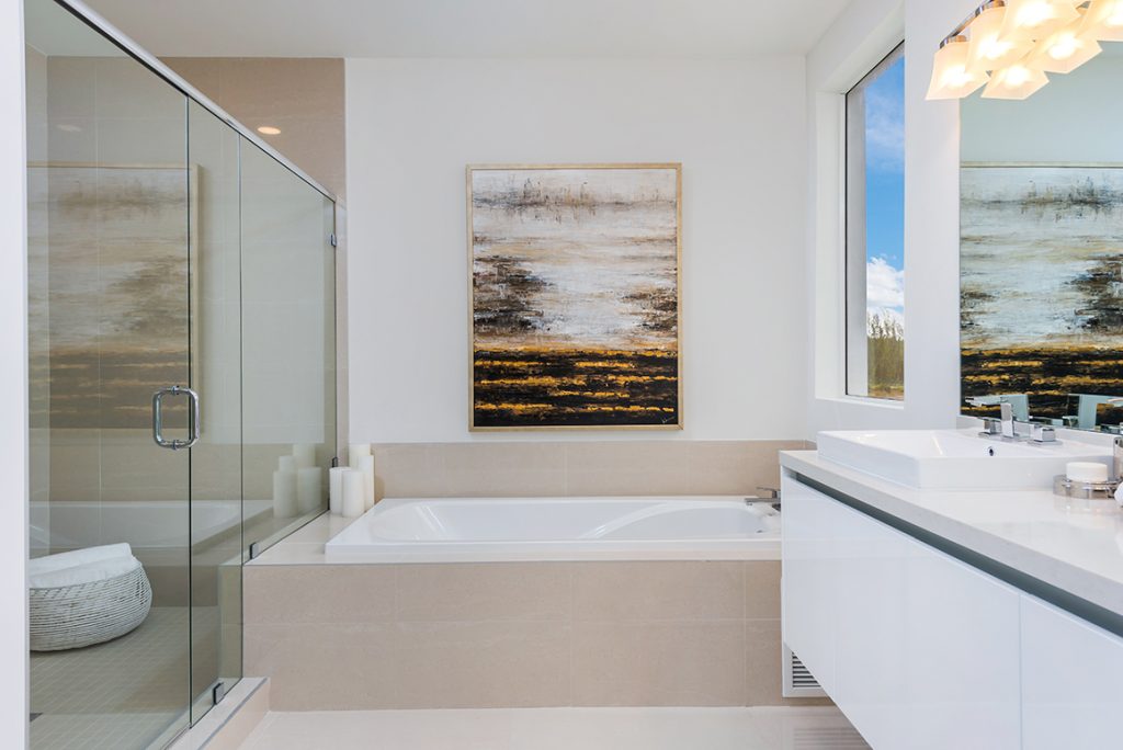 MODERN 60 Modern Doral